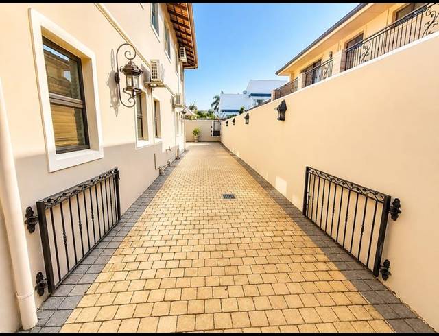4 BEDROOM PROPERTY TO RENT IN IZINGA